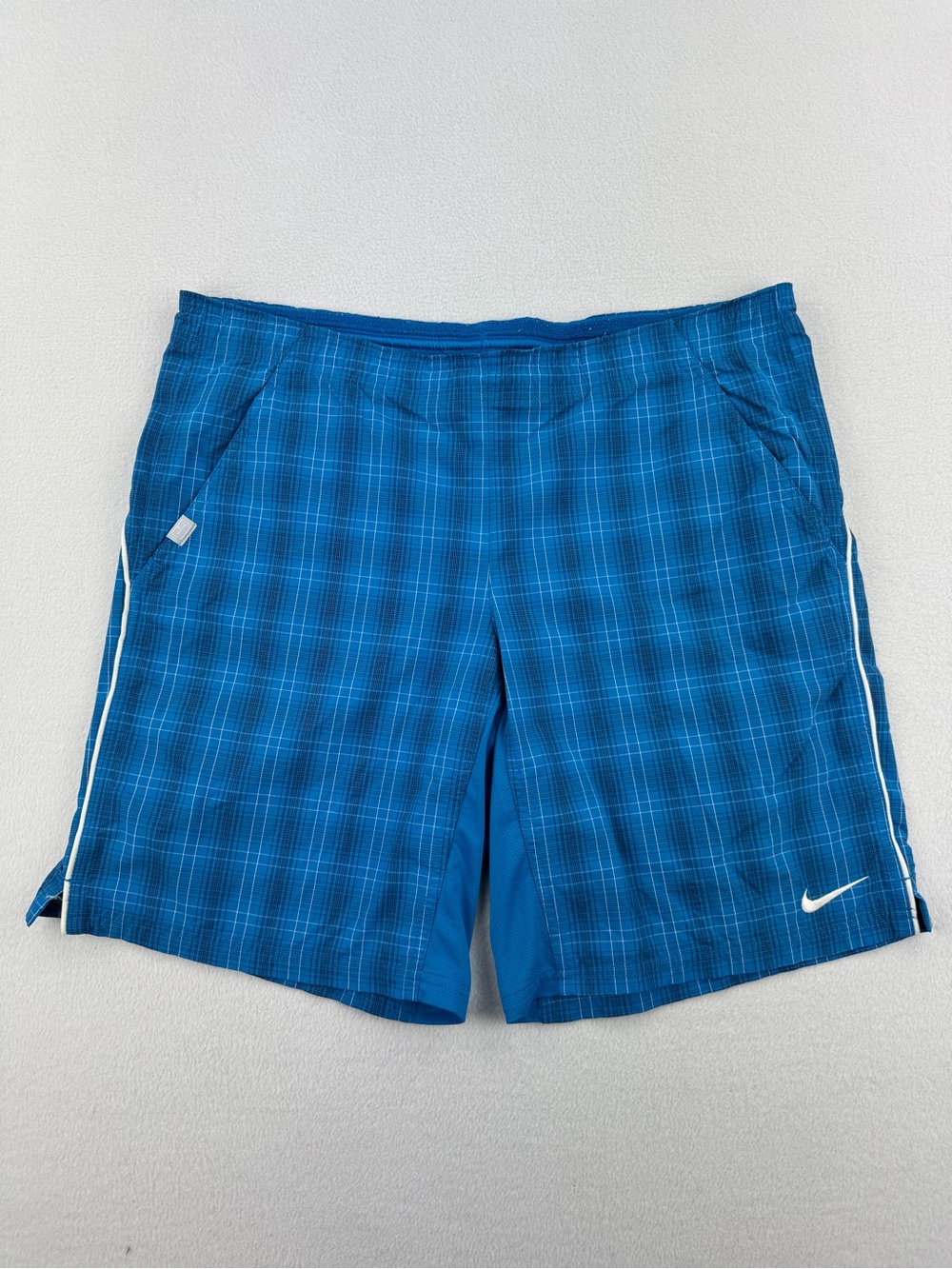 Nike Men’s Dri Fit NikeCourt Athletic Tennis Shorts Blue Plaid Pattern Size M